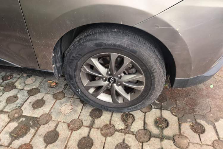 Used Hyundai ix35 2015 2.0L Automatic 2WD Comfort Edition China V Standard Right Front Wheel Hub