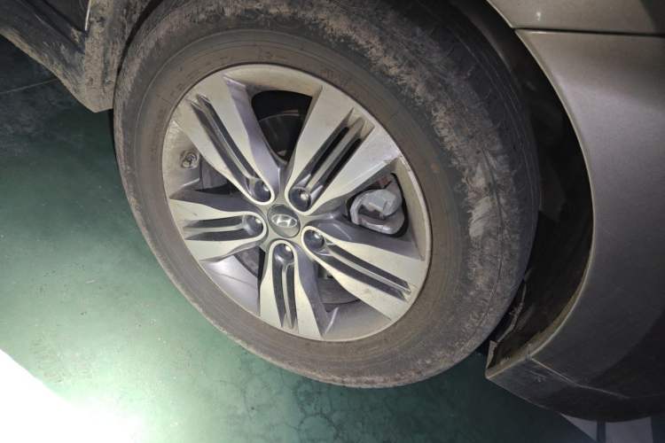 Used Hyundai ix35 2015 2.0L Automatic Two-Wheel Drive Leading Trim China IV Standard Right Front Wheel Hub