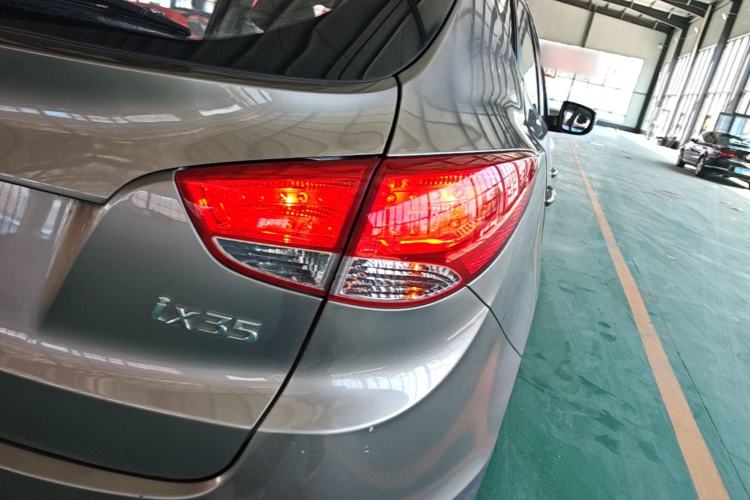 Used Hyundai ix35 2015 2.0L Automatic 2WD Comfort Edition China V Standard Right Rear Taillight