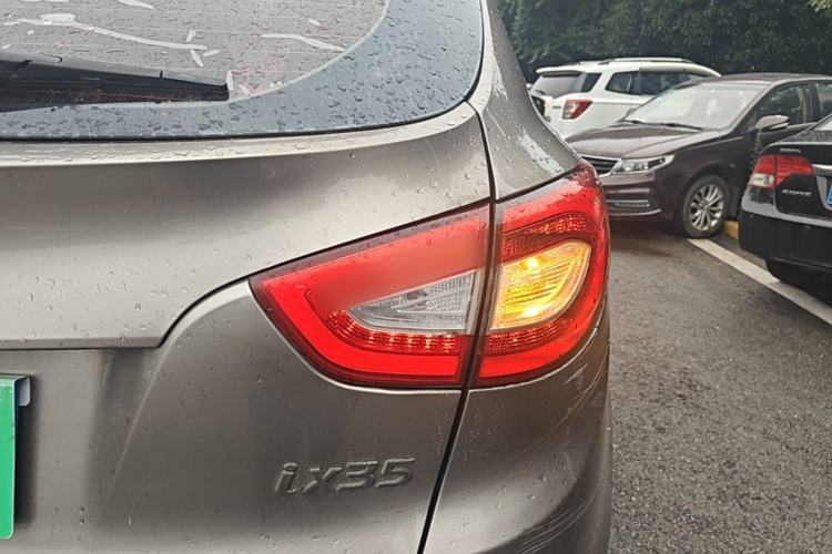 Used Hyundai ix35 2015 2.0L Automatic 2WD Smart Version China V Standard Right Rear Taillight