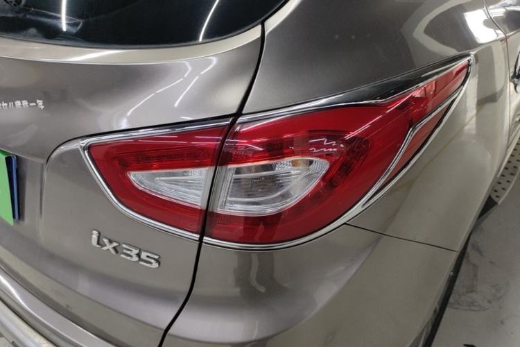 Used Hyundai ix35 2015 2.0L Automatic 2WD Smart Version China V Standard Right Rear Taillight