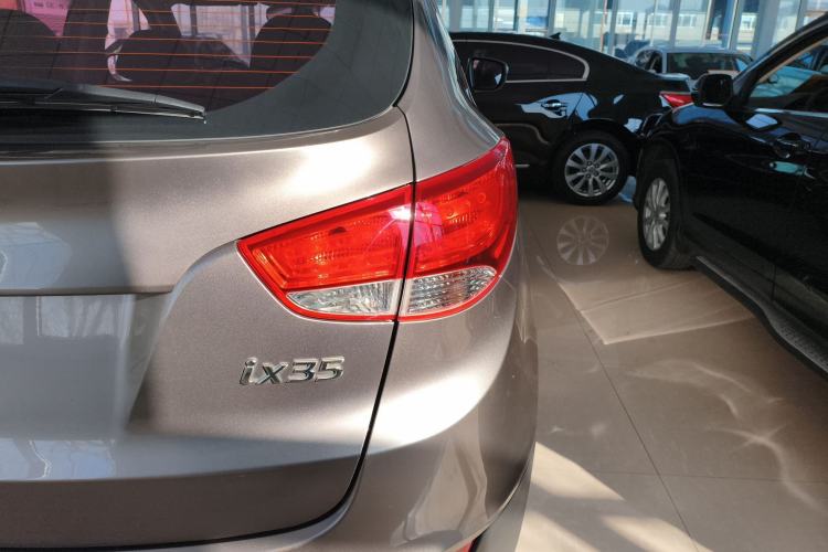 Used Hyundai ix35 2015 2.0L Automatic 2WD Comfort Edition China V Standard Right Rear Taillight