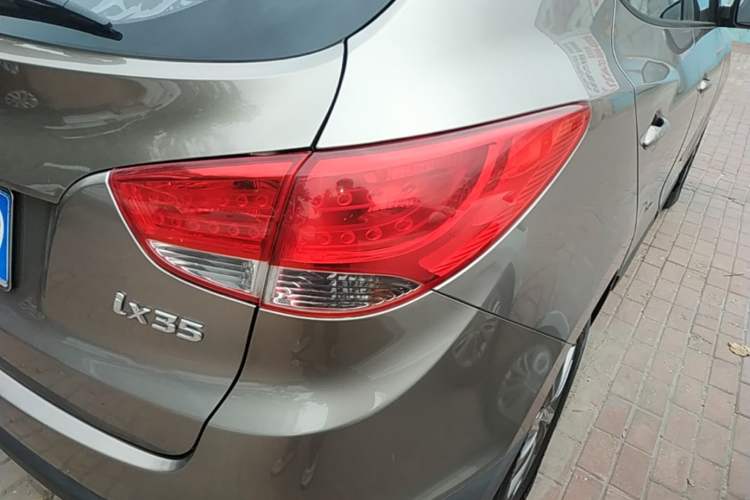 Used Hyundai ix35 2015 2.0L Manual Two-Wheel Drive Comfort Version China V Standard Right Rear Taillight