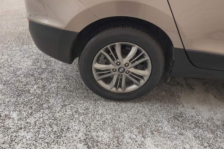 Used Hyundai ix35 2015 2.0L Automatic 2WD Smart Type China IV Right Rear Wheel Hub
