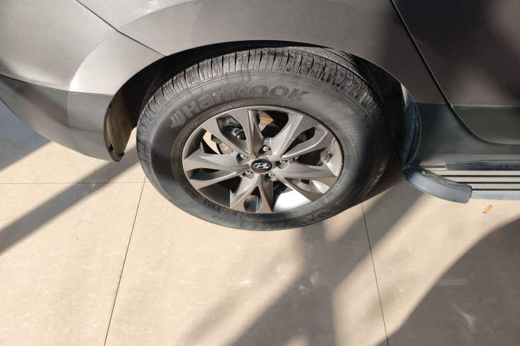 Used Hyundai ix35 2015 2.0L Automatic 2WD Comfort Edition China V Standard Right Rear Wheel Hub