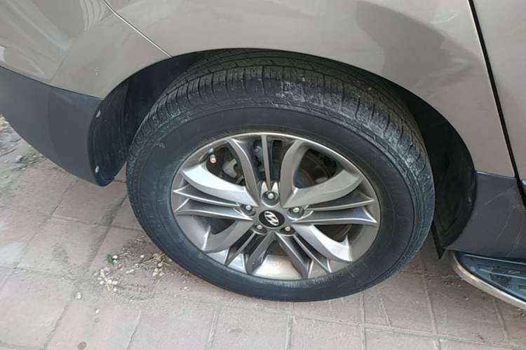 Used Hyundai ix35 2015 2.0L Automatic 2WD Smart Type China IV Right Rear Wheel Hub