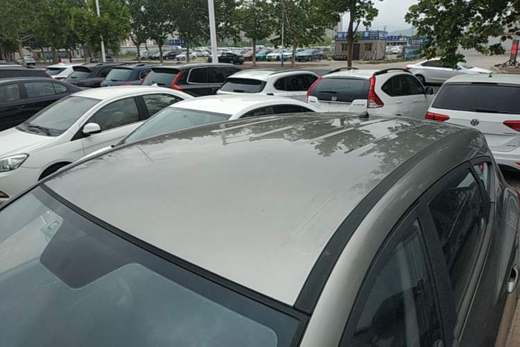 Used Hyundai ix35 2015 2.0L Manual Two-Wheel Drive Comfort Version China V Standard Roof
