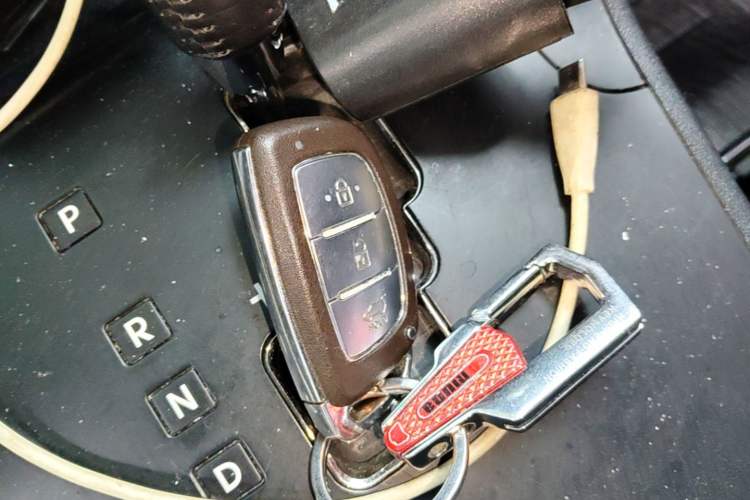 Used Hyundai ix35 2015 2.0L Automatic 2WD Smart Type China IV Vehicle Key