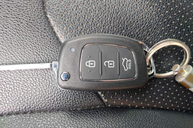 Used Hyundai ix35 2015 2.0L Automatic 2WD Comfort Edition China V Standard Vehicle Key