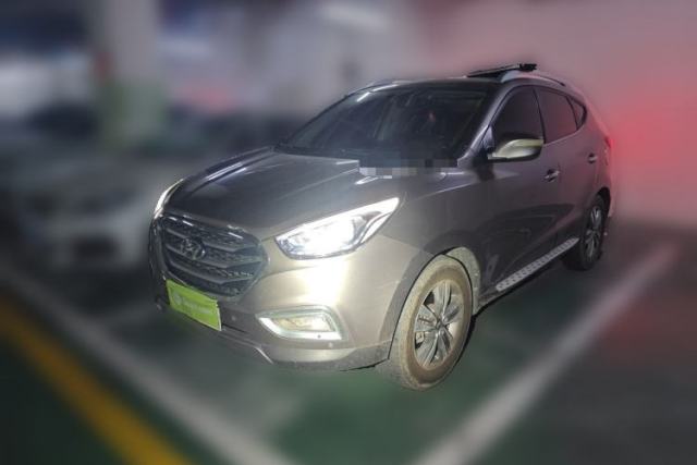 Used Hyundai ix35 2015 2.0L Automatic Two-Wheel Drive Leading Trim China IV Standard