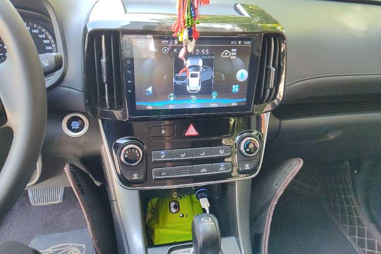 Used Hyundai ix35 2018 2.0L Automatic 2WD Zhiyong·Changxiang Edition Audio And AC Panel