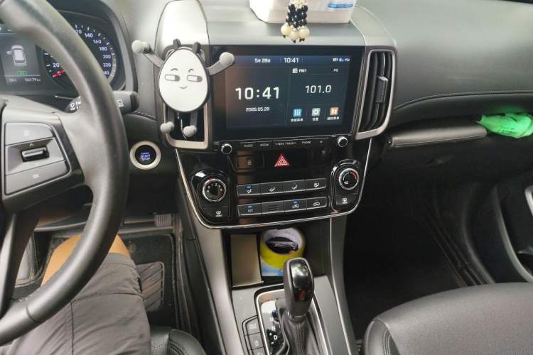 Used Hyundai ix35 2018 2.0L Automatic 2WD Zhiyong·Changxiang Edition Audio And AC Panel