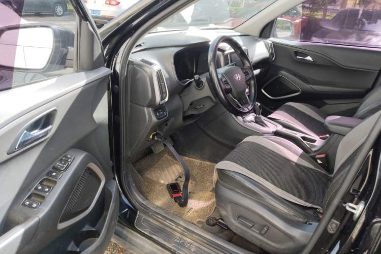 Used Hyundai ix35 2018 2.0L Automatic 2WD Zhiyong·Changxiang Edition Driver Seat
