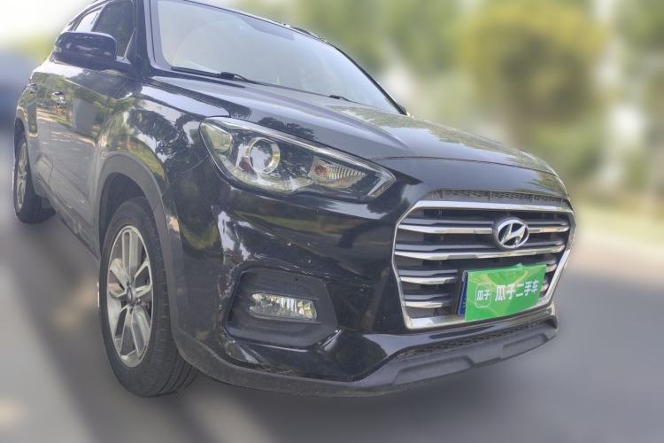 Used Hyundai ix35 2018 2.0L Automatic 2WD Zhiyong·Changxiang Edition Front Right 45 Deg