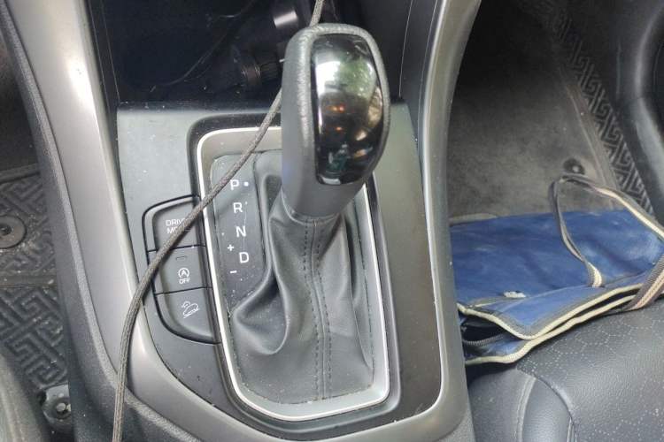 Used Hyundai ix35 2018 2.0L Automatic 2WD Zhiyong·Changxiang Edition Gear Lever