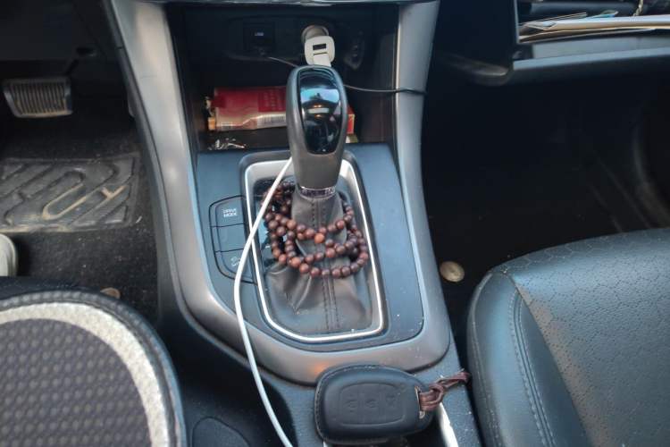 Used Hyundai ix35 2018 2.0L Automatic 2WD Zhiyong·Changxiang Edition Gear Lever