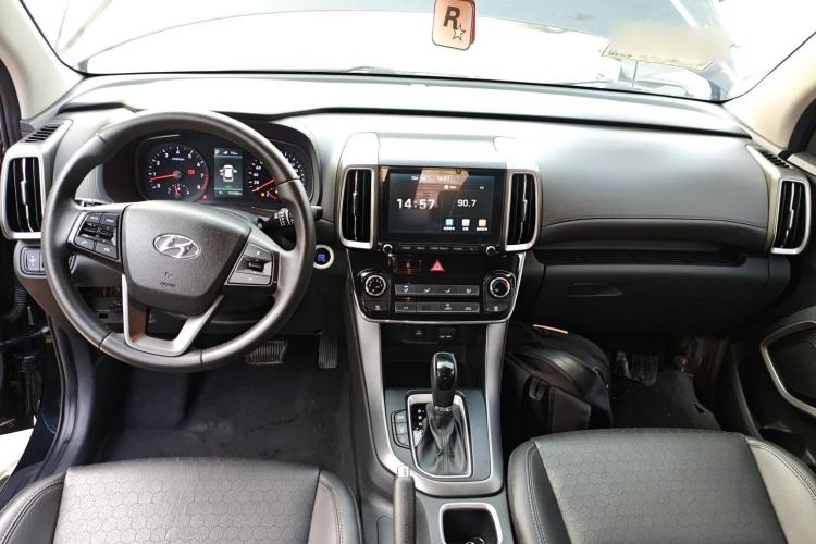 Used Hyundai ix35 2018 2.0L Automatic 2WD Zhiyong·Changxiang Edition Interior 2