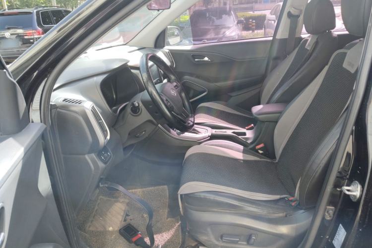 Used Hyundai ix35 2018 2.0L Automatic 2WD Zhiyong·Changxiang Edition Left Front Seat