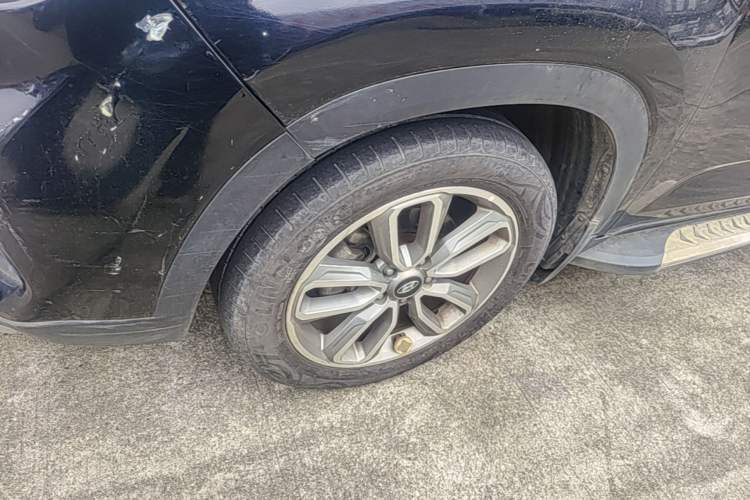 Used Hyundai ix35 2018 2.0L Automatic 2WD Zhiyong·Changxiang Edition Left Front Wheel Hub
