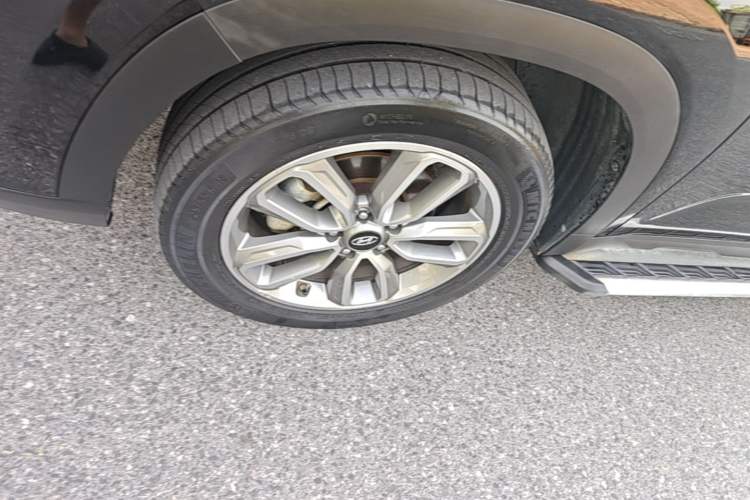 Used Hyundai ix35 2018 2.0L Automatic 2WD Zhiyong·Changxiang Edition Left Front Wheel Hub