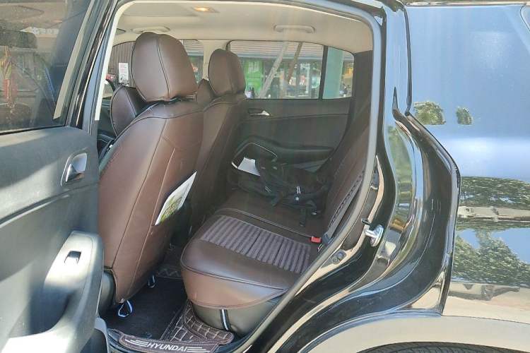 Used Hyundai ix35 2018 2.0L Automatic 2WD Zhiyong·Changxiang Edition Left Rear Seat