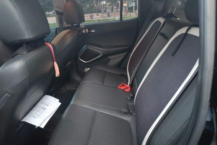 Used Hyundai ix35 2018 2.0L Automatic 2WD Zhiyong·Changxiang Edition Left Rear Seat