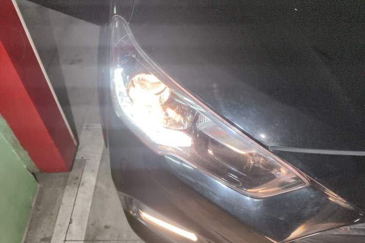 Used Hyundai ix35 2018 2.0L Automatic 2WD Zhiyong·Changxiang Edition Right Front Headlight