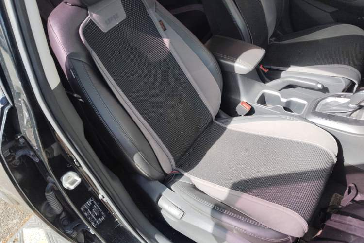 Used Hyundai ix35 2018 2.0L Automatic 2WD Zhiyong·Changxiang Edition Right Front Seat