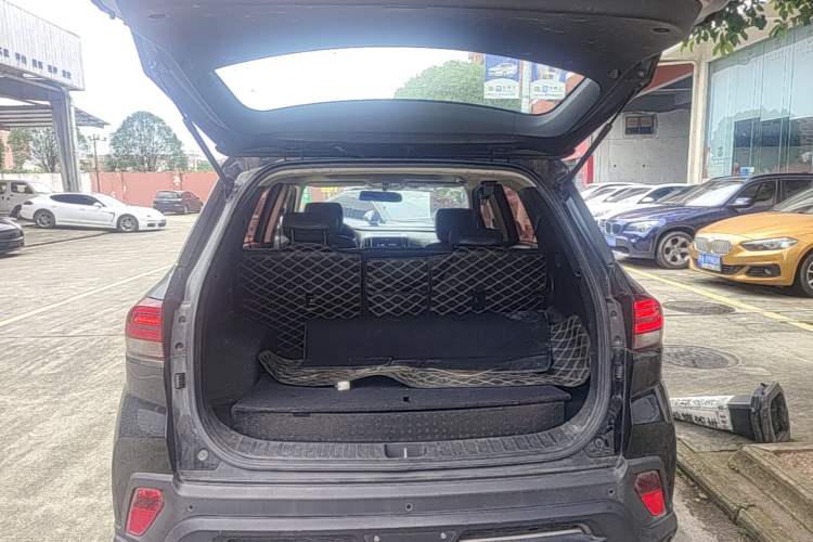 Used Hyundai ix35 2018 2.0L Automatic 2WD Zhiyong·Changxiang Edition Trunk