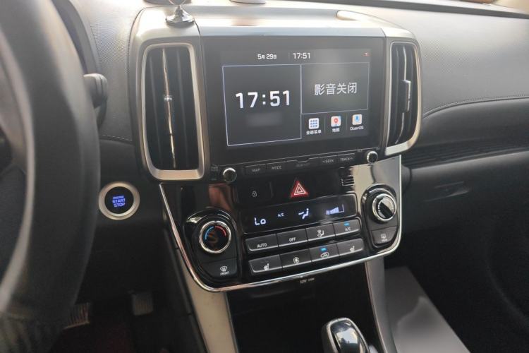 Used Hyundai ix35 2018 2.0L Automatic Two-Wheel Drive Zhiyong·Changlian Edition Audio And AC Panel