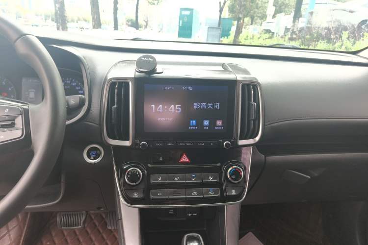 Used Hyundai ix35 2018 2.0L Automatic 2WD Zhiyong·Changxiang Edition Audio And AC Panel