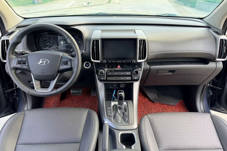 Used Hyundai ix35 2018 2.0L Automatic 2WD Zhiyong·Changxiang Edition Audio And AC Panel