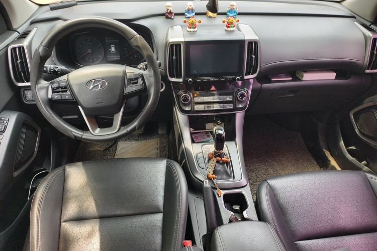 Used Hyundai ix35 2018 2.0L Automatic 2WD Zhiyong·Changxiang Edition Center Console