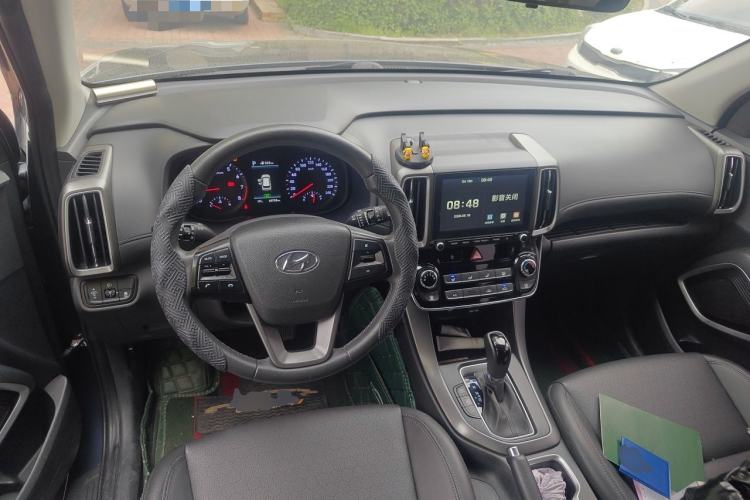 Used Hyundai ix35 2018 2.0L Automatic 2WD Zhiyong·Changxiang Edition Center Console