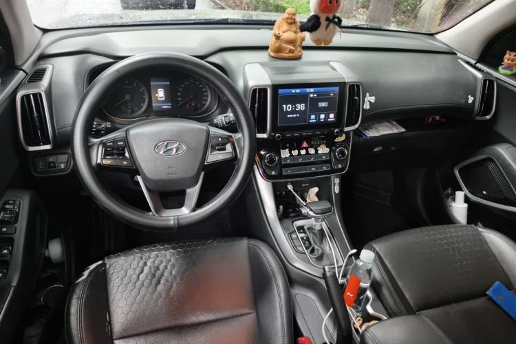 Used Hyundai ix35 2018 2.0L Automatic 2WD Zhiyong·Changxiang Edition Center Console