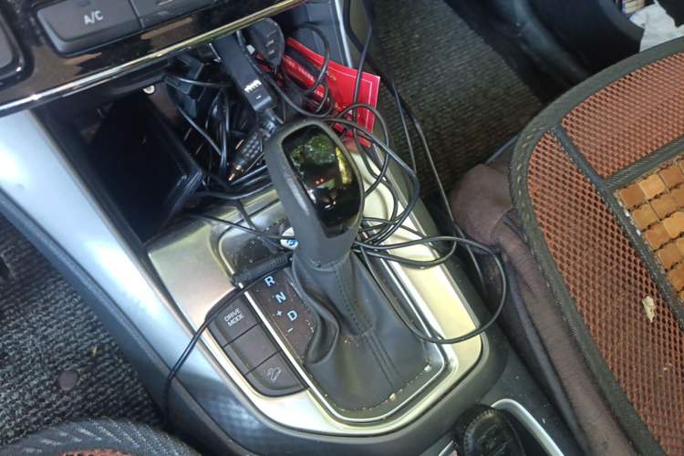 Used Hyundai ix35 2018 2.0L Automatic 2WD Zhiyong·Changxiang Edition Gear Lever