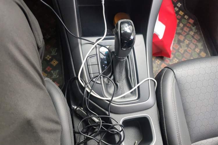 Used Hyundai ix35 2018 2.0L Automatic 2WD Zhiyong·Changxiang Edition Gear Lever