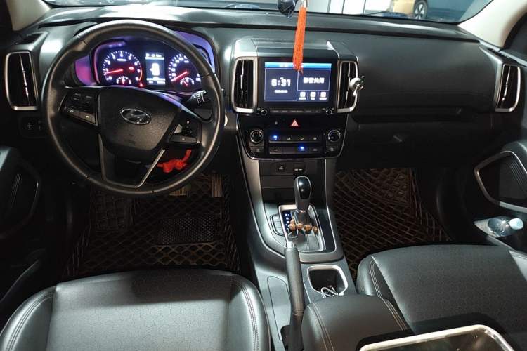 Used Hyundai ix35 2018 2.0L Automatic 2WD Zhiyong·Changxiang Edition Interior 2