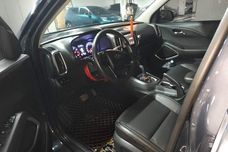 Used Hyundai ix35 2018 2.0L Automatic 2WD Zhiyong·Changxiang Edition Interior 3