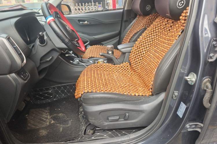 Used Hyundai ix35 2018 2.0L Automatic 2WD Zhiyong·Changxiang Edition Left Front Seat