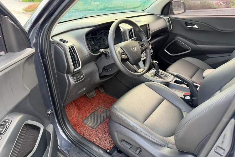 Used Hyundai ix35 2018 2.0L Automatic 2WD Zhiyong·Changxiang Edition Left Front Seat