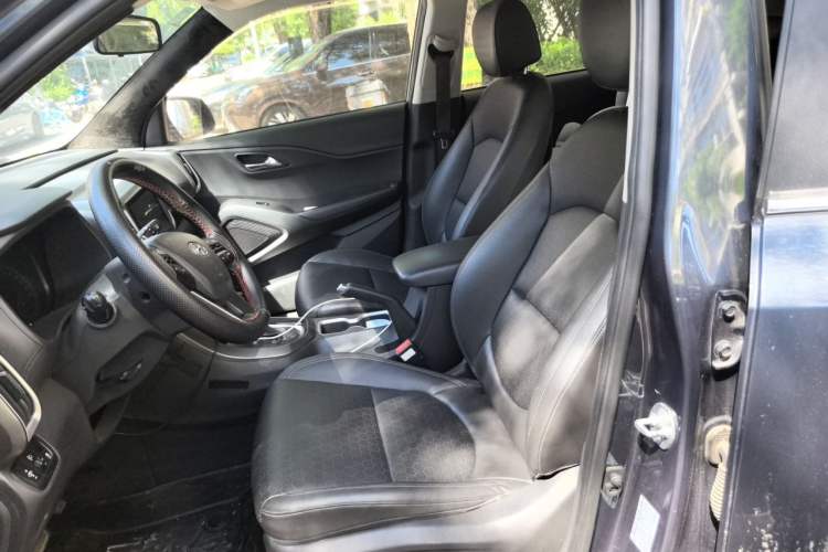Used Hyundai ix35 2018 2.0L Automatic 2WD Zhiyong·Changxiang Edition Left Front Seat