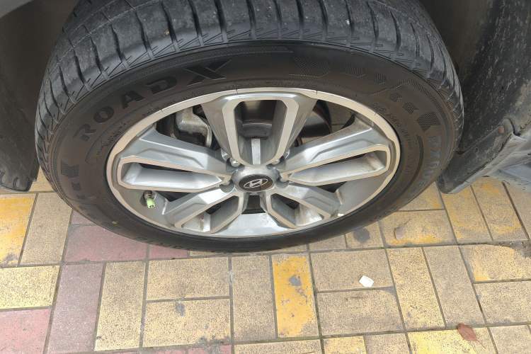 Used Hyundai ix35 2018 2.0L Automatic 2WD Zhiyong·Changxiang Edition Left Front Wheel Hub