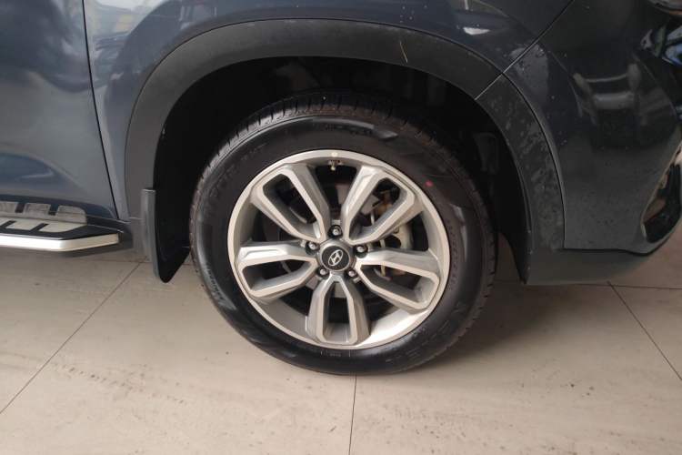 Used Hyundai ix35 2018 2.0L Automatic 2WD Zhiyong·Changxiang Edition Right Front Wheel Hub