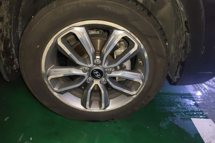Used Hyundai ix35 2018 2.0L Automatic Two-Wheel Drive Zhiyong·Changlian Edition Right Front Wheel Hub