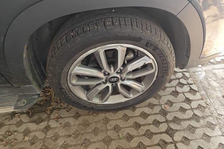 Used Hyundai ix35 2018 2.0L Automatic 2WD Zhiyong·Changxiang Edition Right Front Wheel Hub