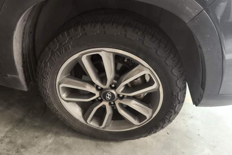 Used Hyundai ix35 2018 2.0L Automatic 2WD Zhiyong·Changxiang Edition Right Front Wheel Hub