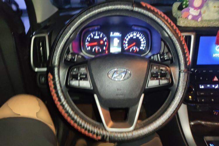 Used Hyundai ix35 2018 2.0L Automatic Two-Wheel Drive Zhiyong·Changlian Edition Steering Wheel