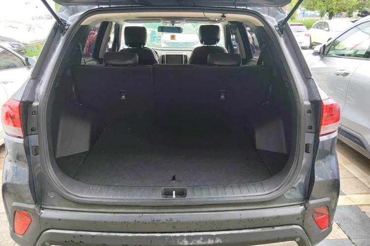 Used Hyundai ix35 2018 2.0L Automatic 2WD Zhiyong·Changxiang Edition Trunk