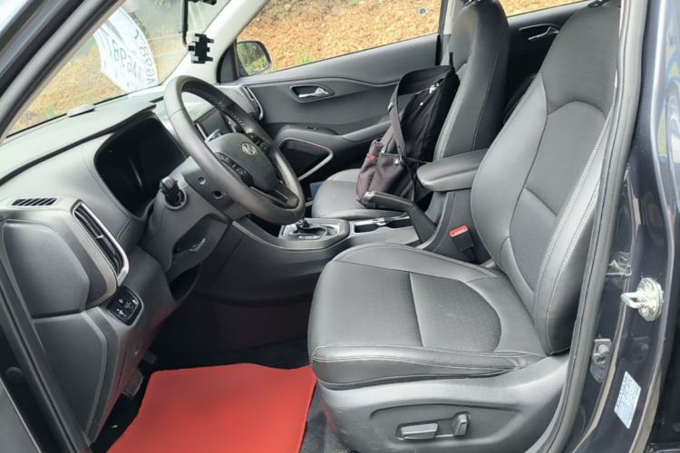 Used Hyundai ix35 2018 2.0L Automatic 2WD Zhiyong·Changxiang Edition Left Front Seat